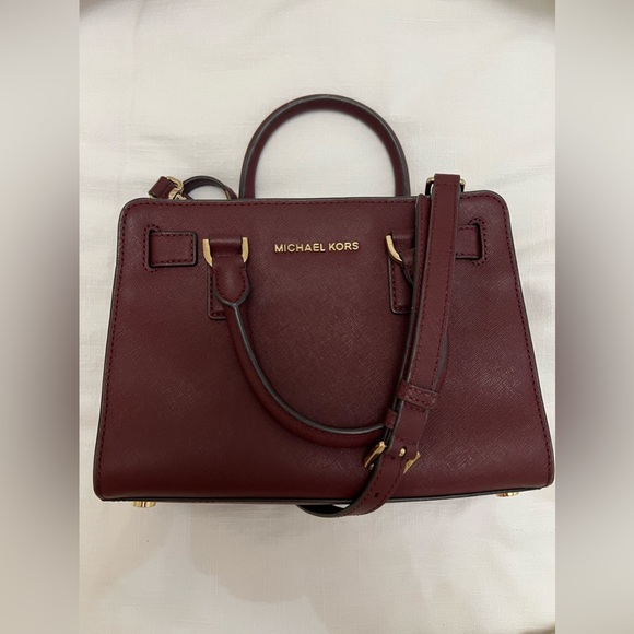 (SOLD) Michael Kors Dillon Small Satchel Merlot Purse Crossbody - Picture 3 of 14